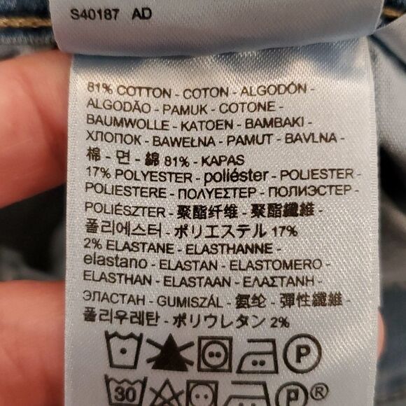 Light wash Levi's cropped jeans size 29 - Picture 4 of 12